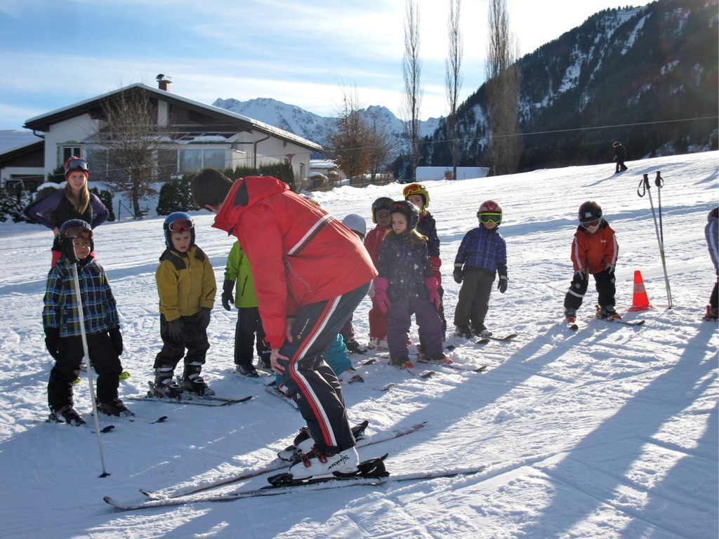 BK_Gurtis Winter 20_jpg-1325077203