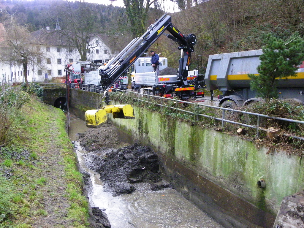 113_4896_JPG-1325120971