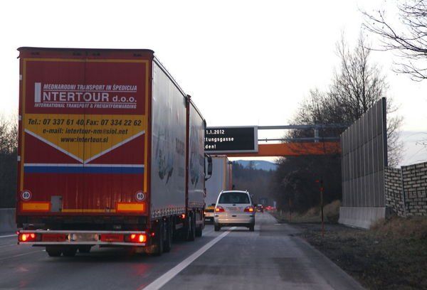 normal_03012012fmt_rettungsgasse_mw_01.JPG