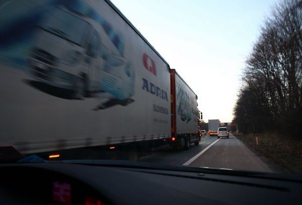 normal_03012012fmt_rettungsgasse_mw_02.JPG