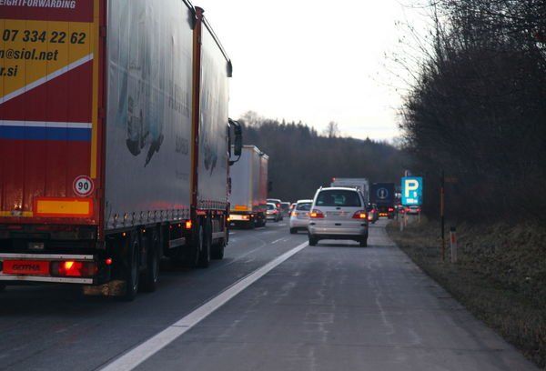 normal_03012012fmt_rettungsgasse_mw_03.JPG