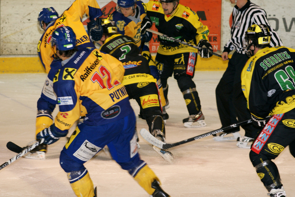 34 Eishockey Lustenau vs_ Zell  07_01_2012_JPG-1326041988