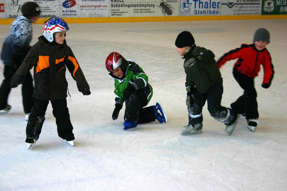 Weihnachtsfeier_Eisplatz_3.jpg