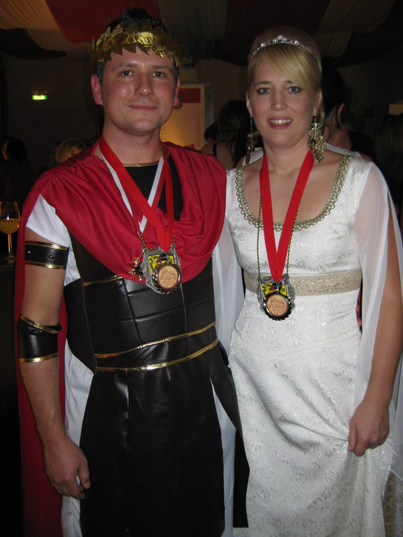 2 Raubritterball Alexander_ Heike.JPG