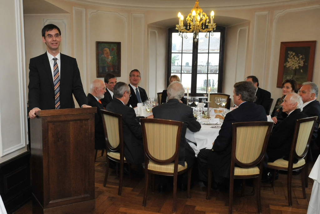 konsul_kor_b_jpg-1326249381