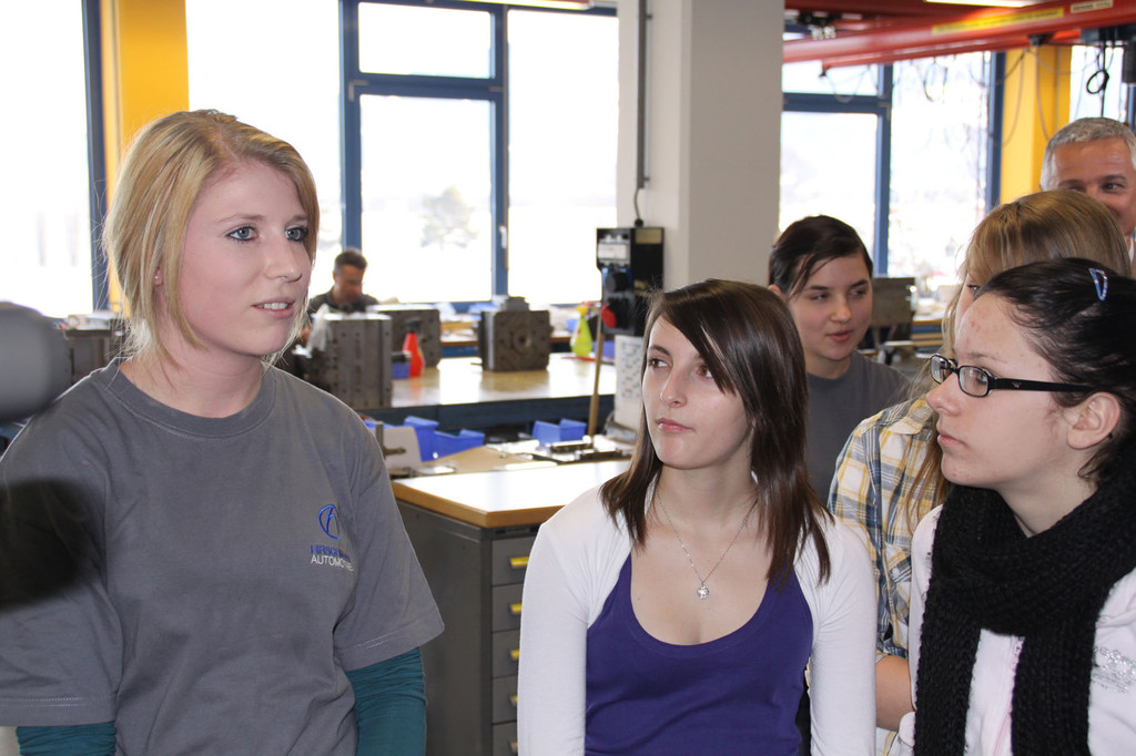 FIT 2010 3_jpg-1326388915