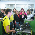 frau_technik01_jpg-1326388926