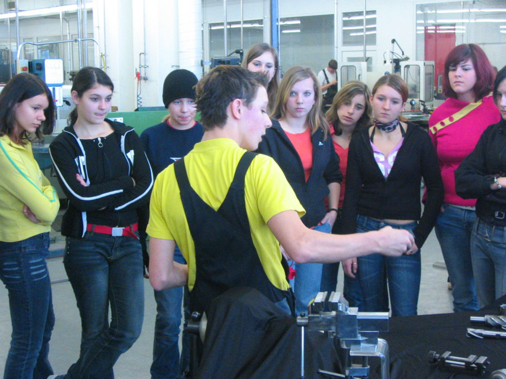 frau_technik04_jpg-1326388945