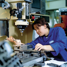 zerspanungstechnikerin_jpg-1326388980