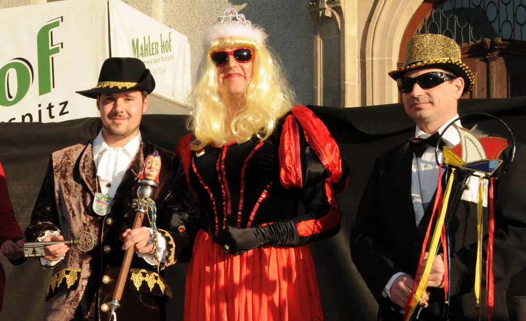 Schl__ssel__bergabe H__chst 14_01_2012 120_jpg-1326566197