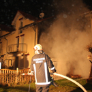 Höchst: Großeinsatz bei Garagenbrand 