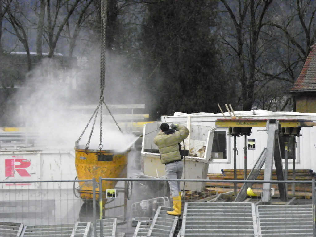 113_5825_JPG-1326669295