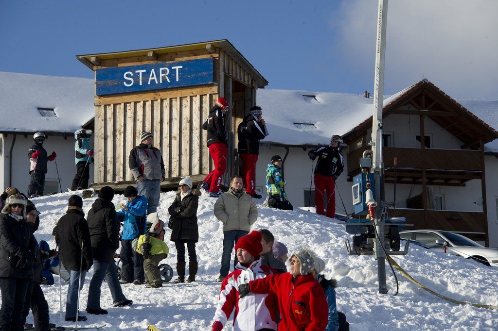 14012012kirchschlagat02005aktivnews__14_.jpg