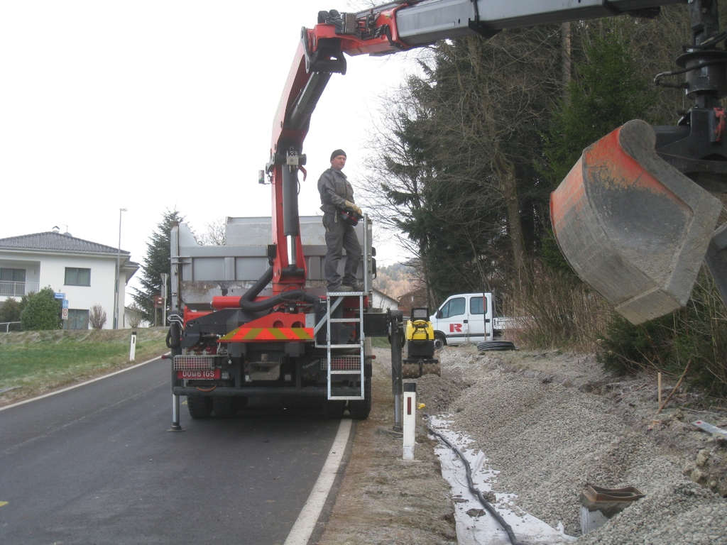 Gehsteig Eichenberger Stra__e Fortschritt 17-01-2012 _9__jpg-1326806108