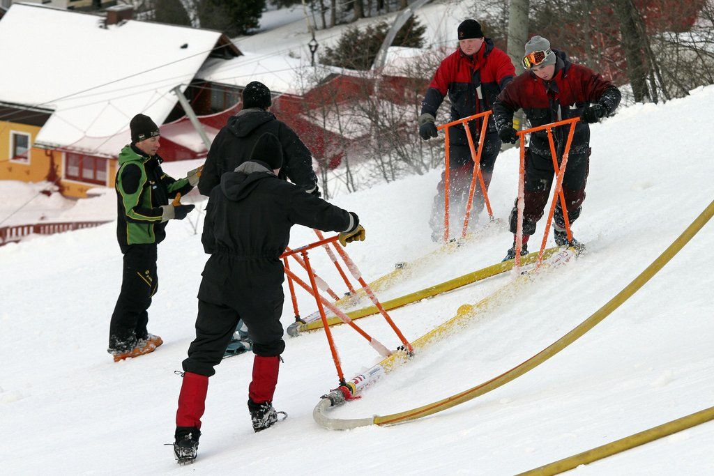 17012012fmt_nightracevor5_hm.jpg