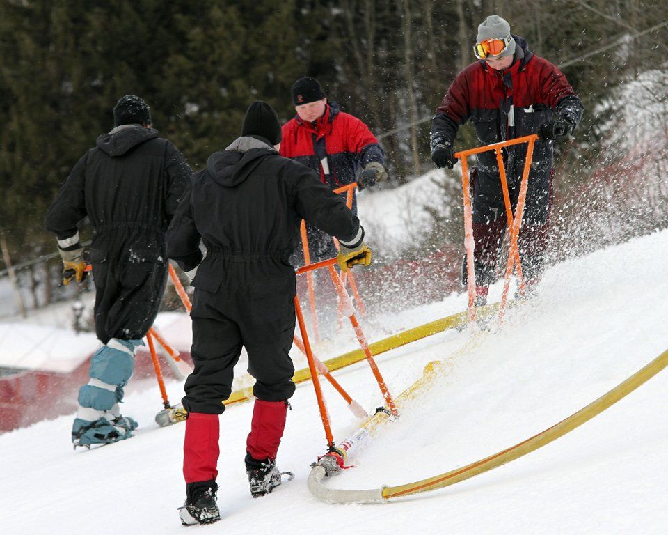 17012012fmt_nightracevor6_hm.jpg