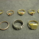 Neun Schmuck-Diebe in Wien-Fünfhaus gestgenommen - Bilder der Beute