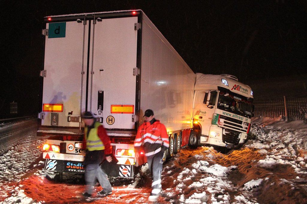 21012012lkwlegta8lahmde_05_003aktivnews8.jpg