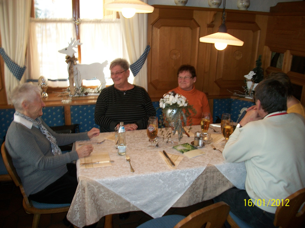 100_1526_JPG-1327247639