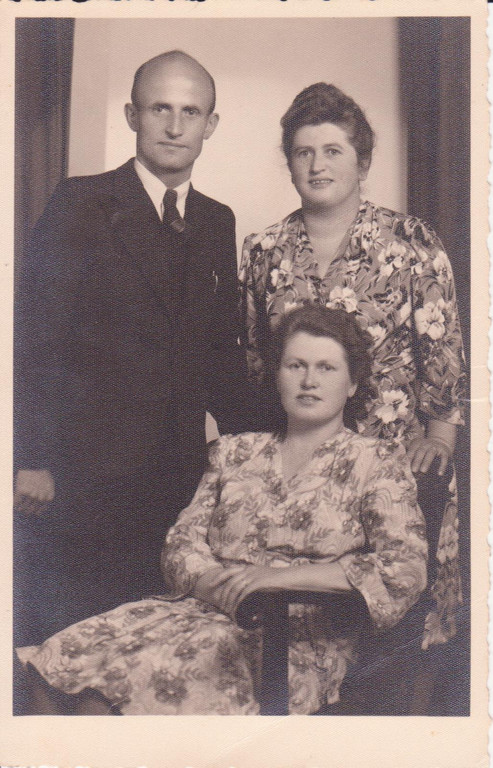 Ludwig mit Frieda und Regina_JPG-1327319126