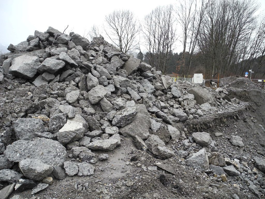 DSCN9704_jpg-1327331816