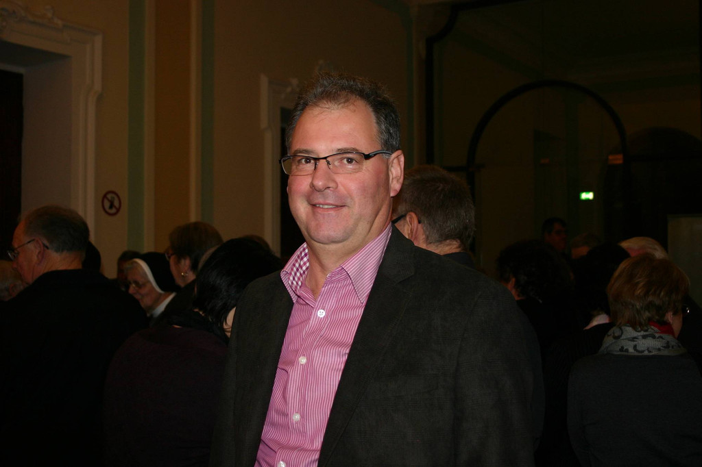 05_Gesch__ftsf__hrer St_ Josef_ Dr_ Helmut Madlener.JPG