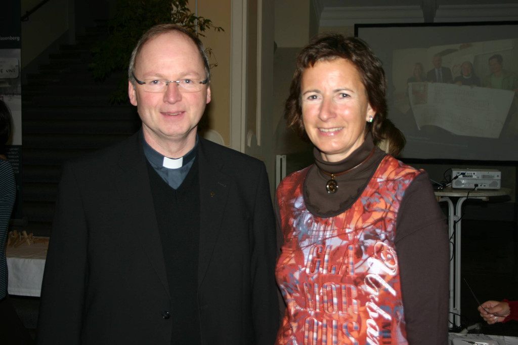 18_Benno Elbs _Administrator Di__zese Feldkirch__ Dr_ Gabriele Nu__baum _Landtagsvizepr__sidentin_.JPG