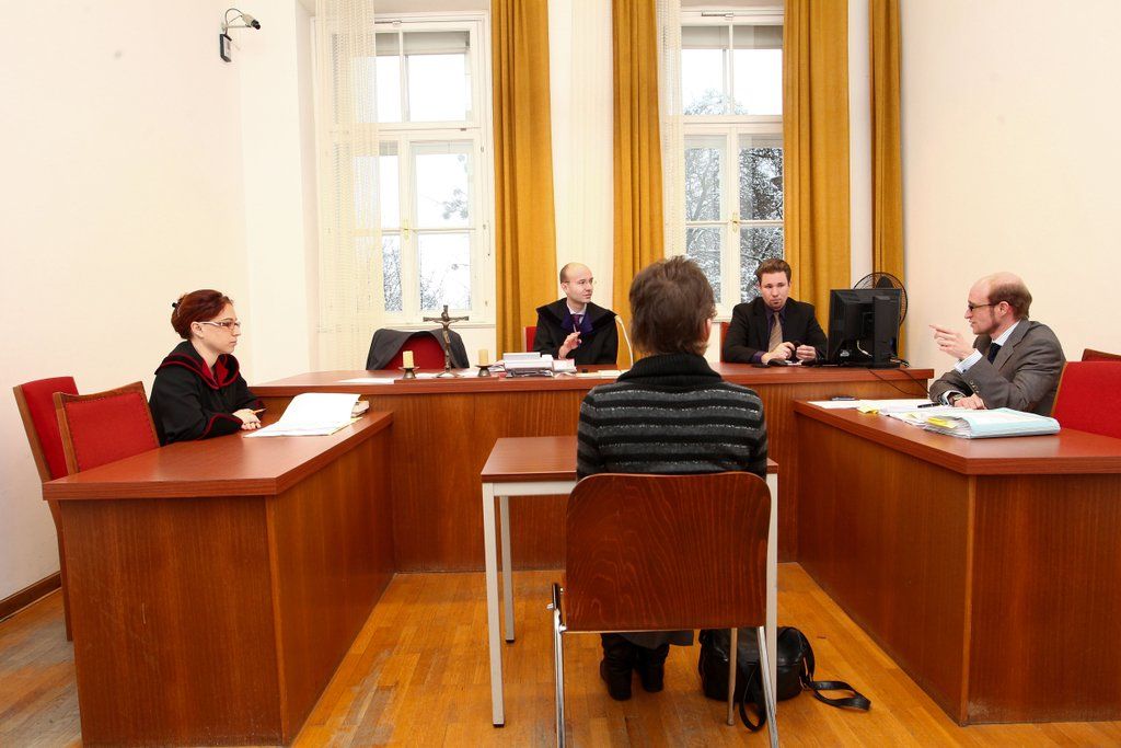 GerichtQuaelerei24011201.jpg