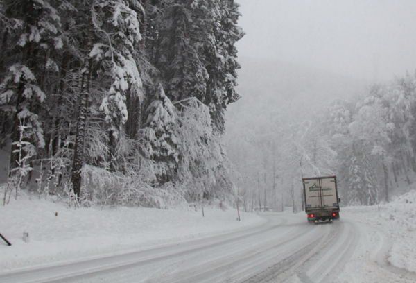 normal_24012012fmt_schneefahrbahn_mw_03.jpg