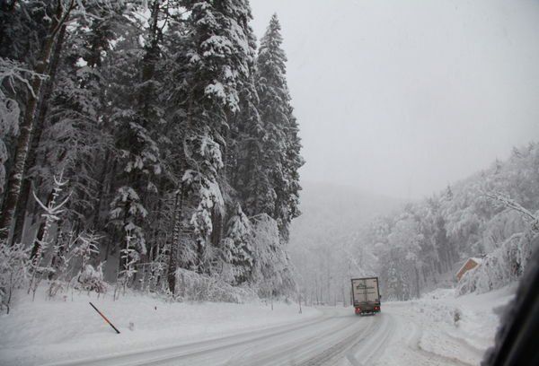 normal_24012012fmt_schneefahrbahn_mw_04.JPG