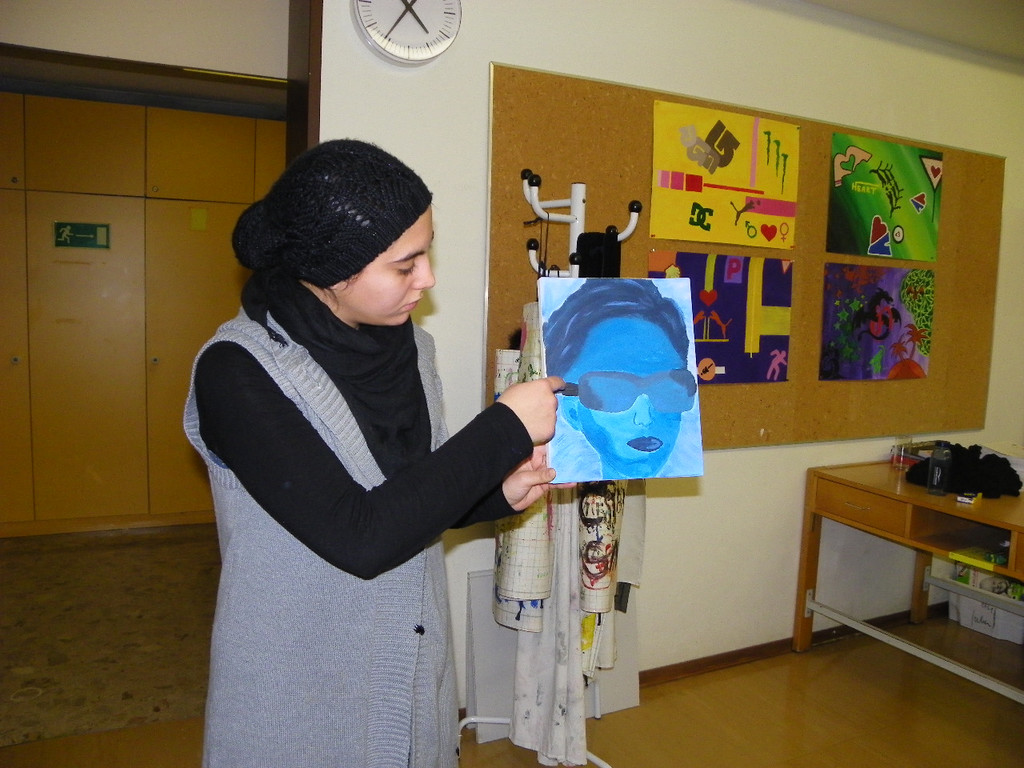 108_8451_jpg-1327444954