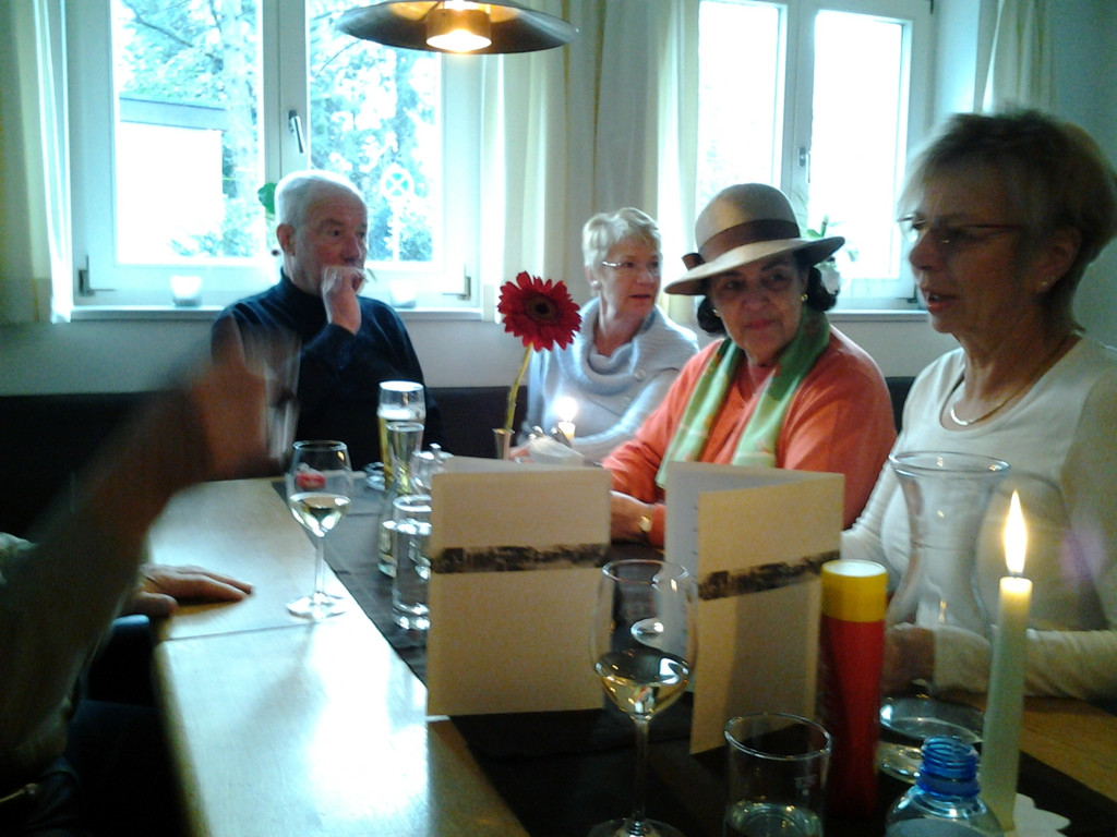 man lernt sich kennen_JPG-1327602887