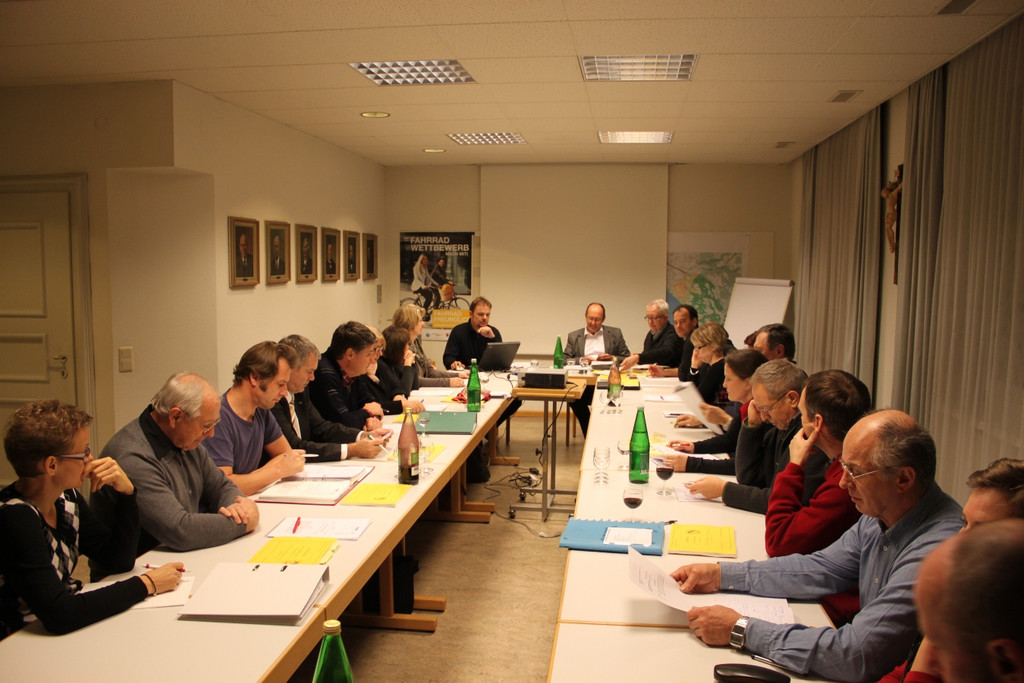 GV Sitzung BUDGET 2012 _1__jpg-1327691207