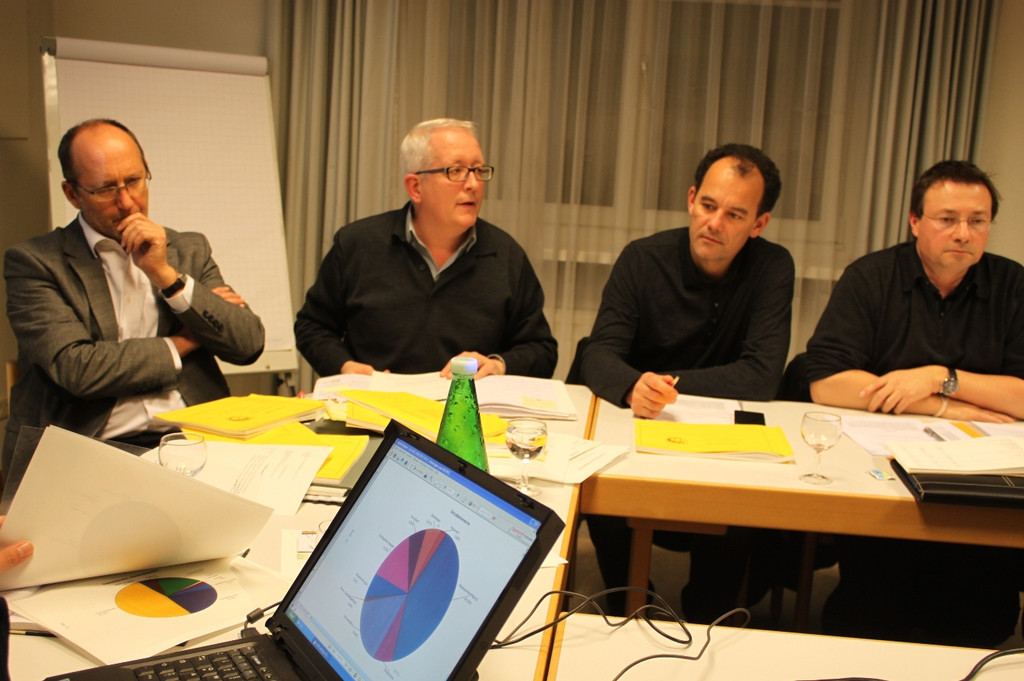 GV Sitzung BUDGET 2012 _20__jpg-1327691303