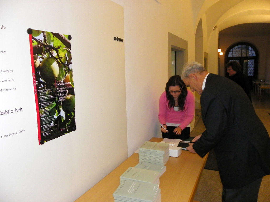 113_6592_JPG-1327704586