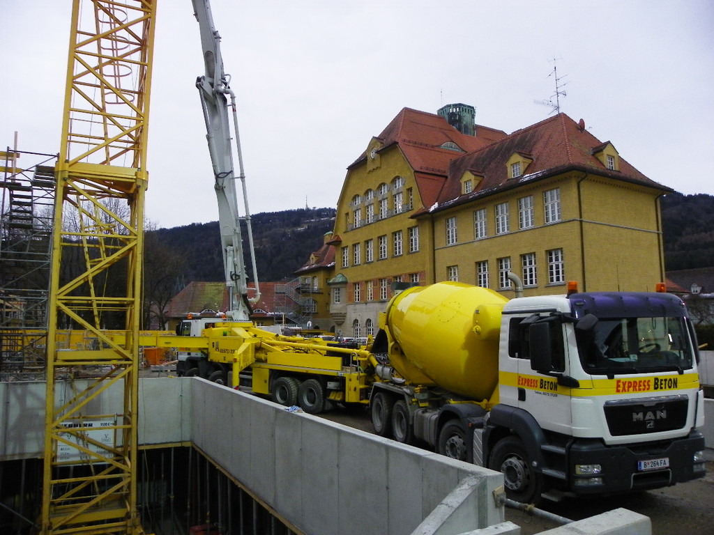 113_6660_JPG-1327708487