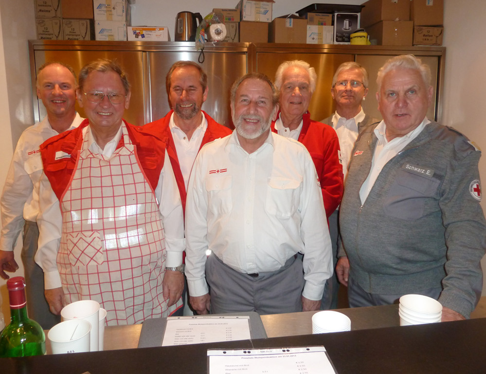 Blut15Crew_jpg-1327755910