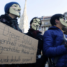 Anonymous demonstrieren am Wiener Stephansplatz gegen Vorratsdatenspeicherung