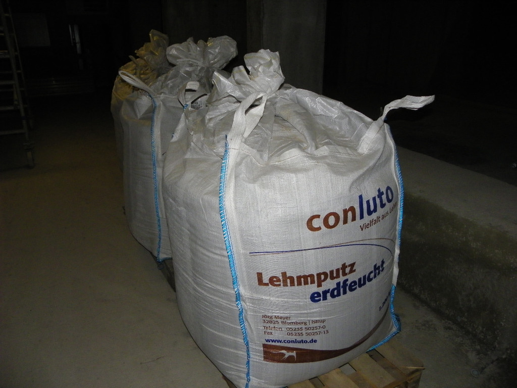 113_5864_JPG-1327793487