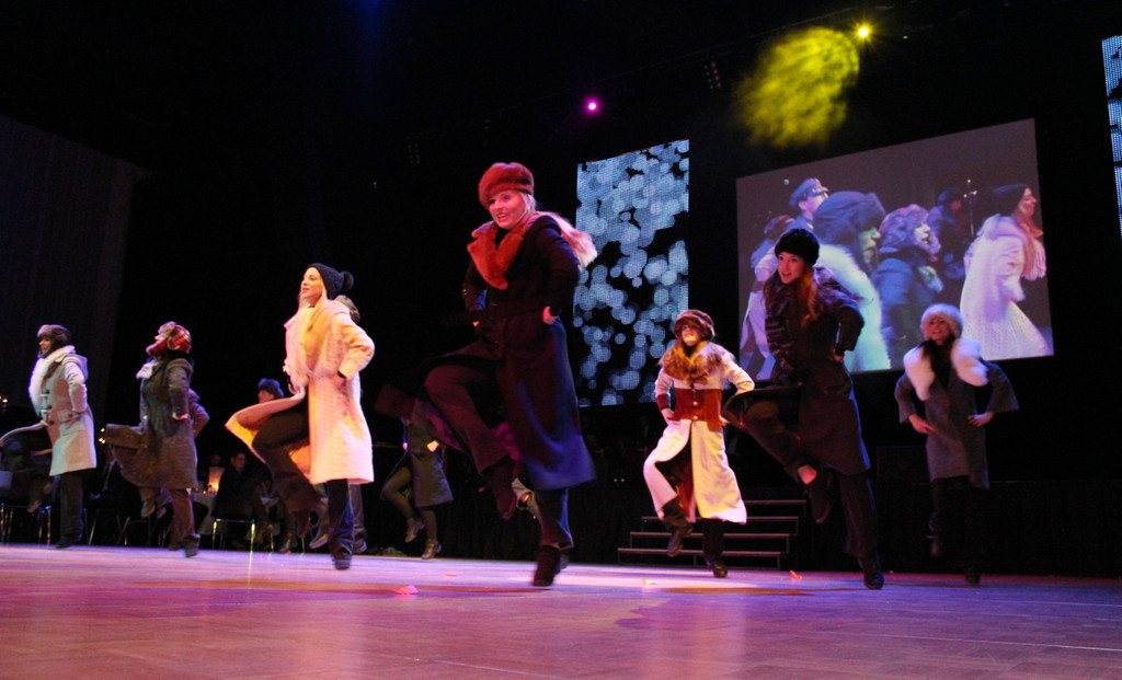 Show1_jpg-1327853423