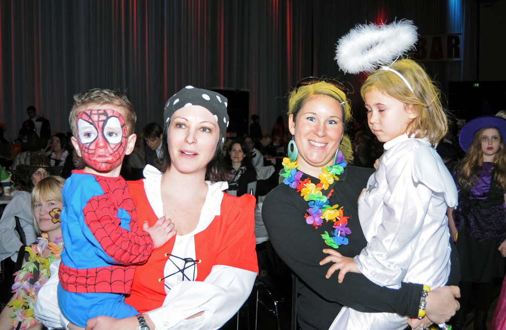 Ore-Kinderball 29_01_2012 12_jpg-1327937437