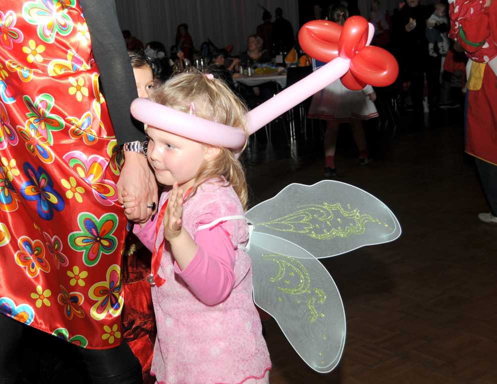 Ore-Kinderball 29_01_2012 450_jpg-1327940795