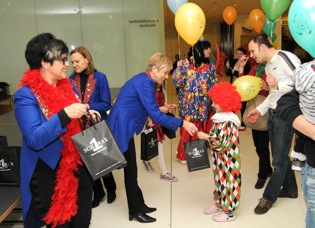 Ore-Kinderball 29_01_2012 474_jpg-1327940964