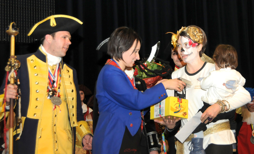 Ore-Kinderball 29_01_2012 339_jpg-1327953999