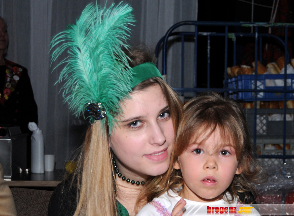 Ore-Kinderball 29_01_2012 16_jpg-1328003744.jpg