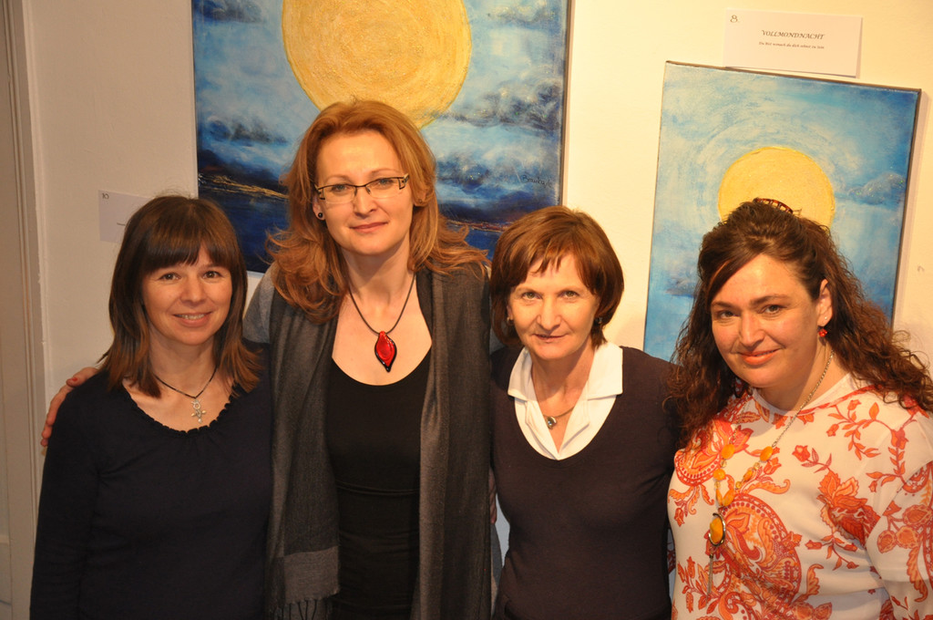 Christa vier_jpg-1328026023