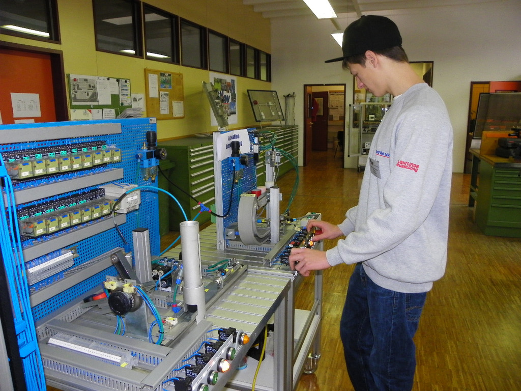 113_6885_JPG-1328049769