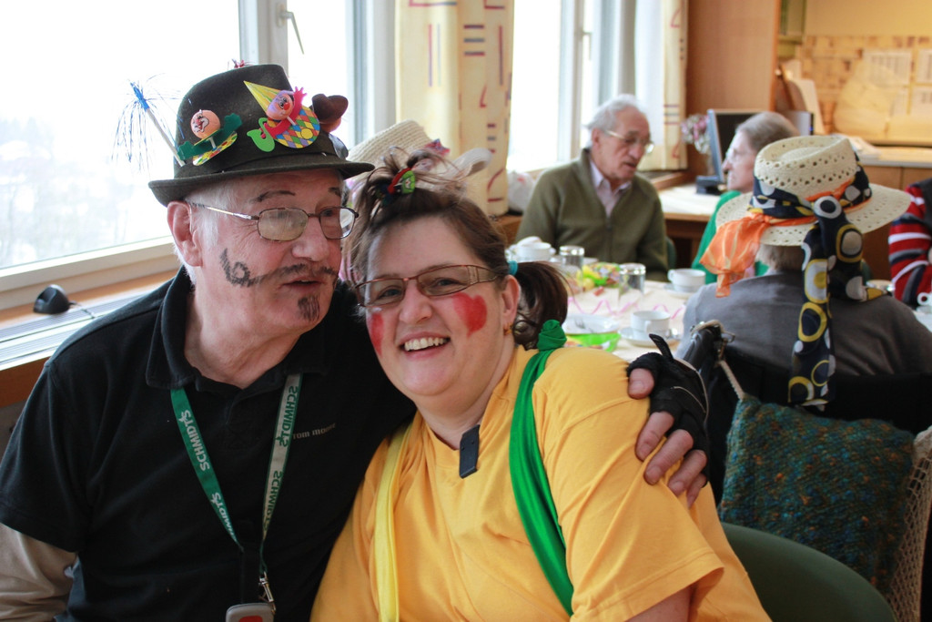 Jesuheim Fasching Kraenzle 2012 _10__jpg-1328117468