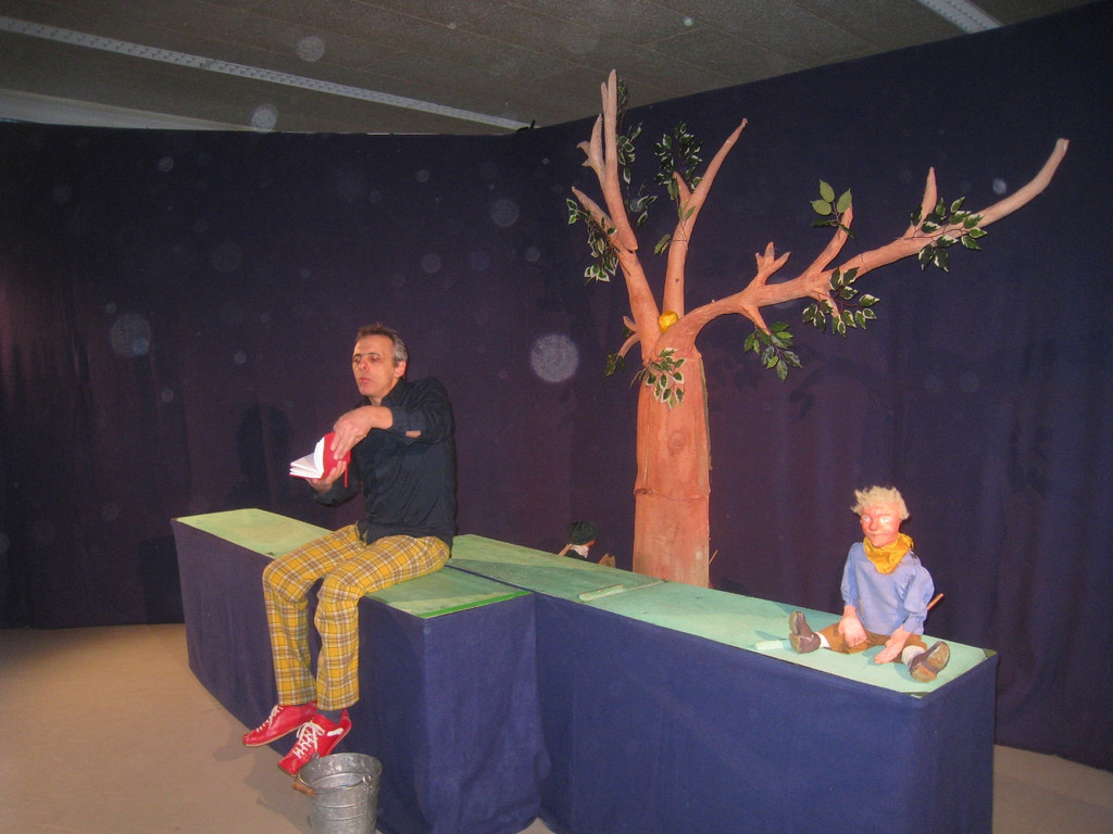 Volksschule Puppentheater Hans im Gl__ck 2012 _5__jpg-1328439598