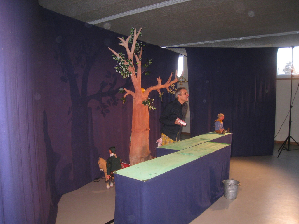 Volksschule Puppentheater Hans im Gl__ck 2012 _11__jpg-1328439631